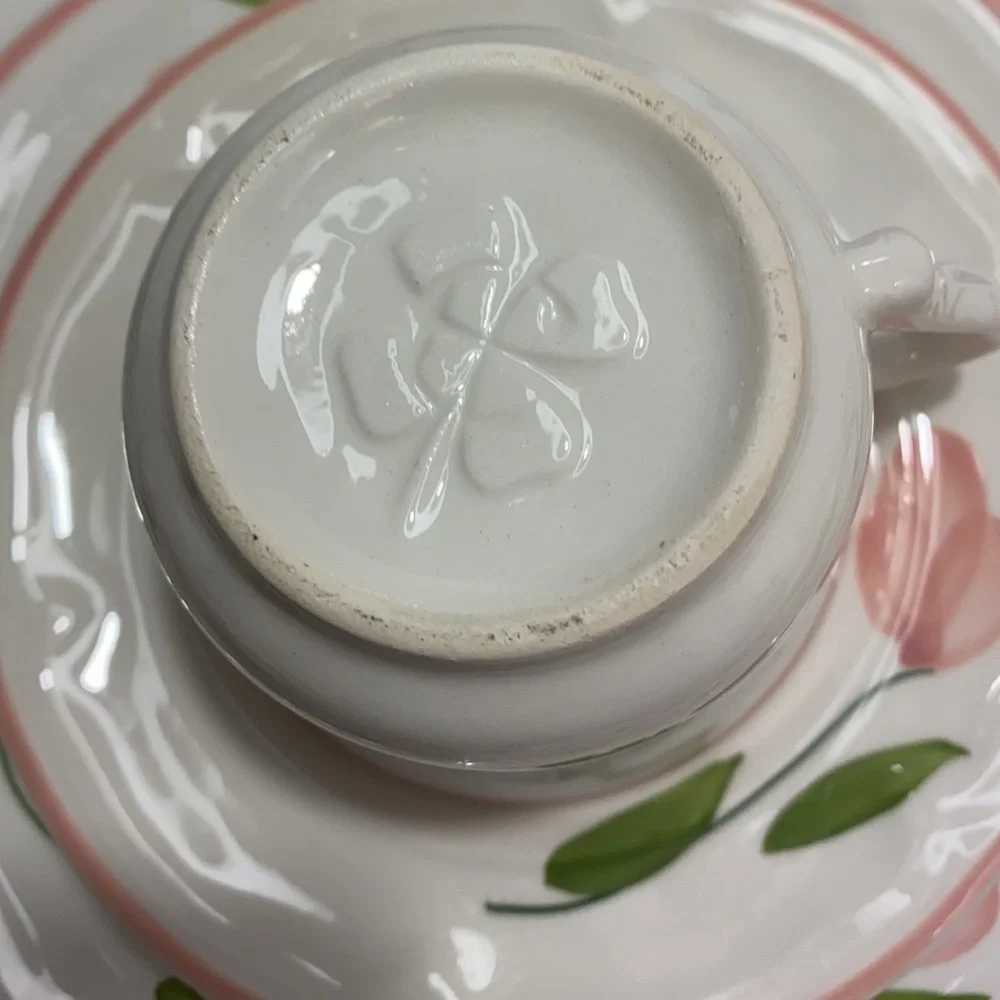 ITALIAN 1 Cup & 1 Saucer. Ceramic Quadrifoglio. Made in Italy.